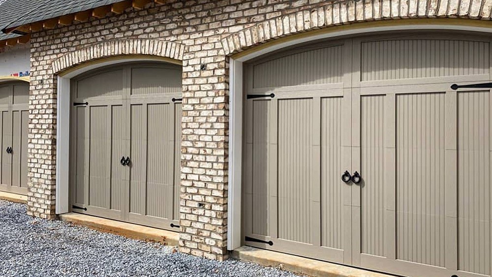 Carriage House Door 3